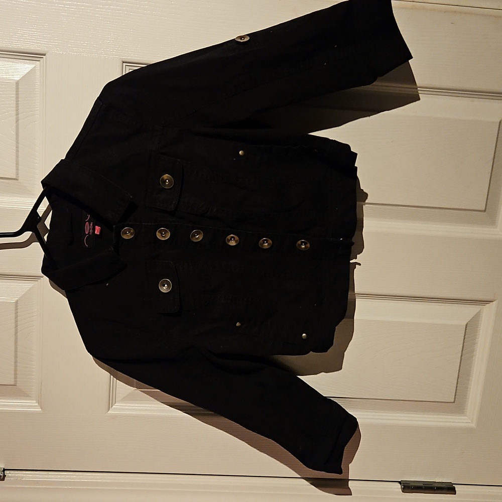 Neu Look Black long Sleeve  Medium Jean Jacket
